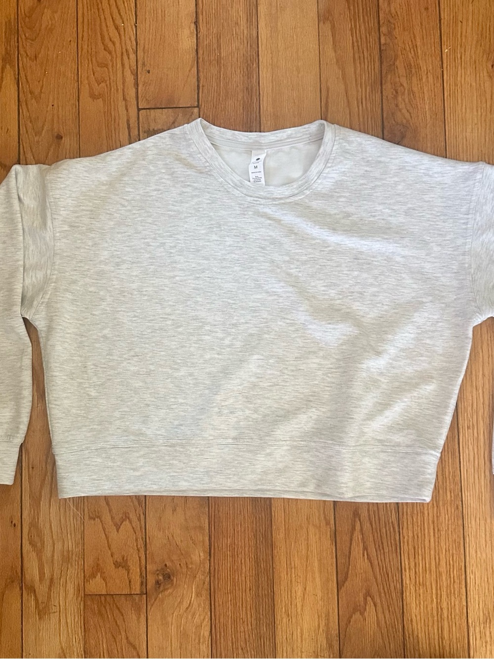 Yogalicious Heather Light Gray Pullover-M